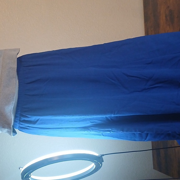 Susan Graver blue 💙 stretch skirt size small medium - Picture 3 of 9